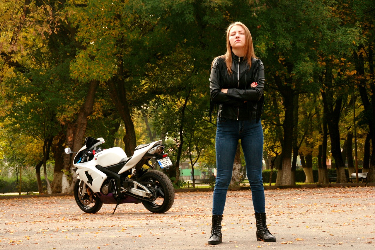 Pierwszy motocykl dla kobiety – co będzie idealne?
