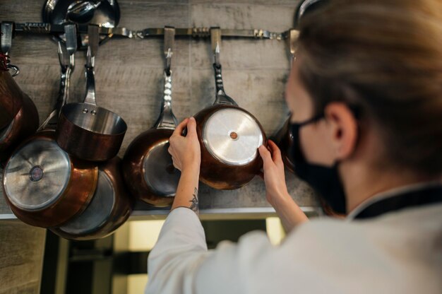 Jak wybrać idealną patelnię elektryczną do Twojej kuchni gastronomicznej?